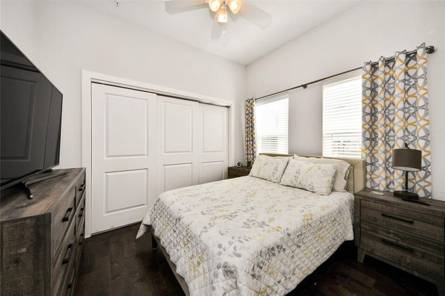 1011 Studemont Street 302, Houston, TX 77007