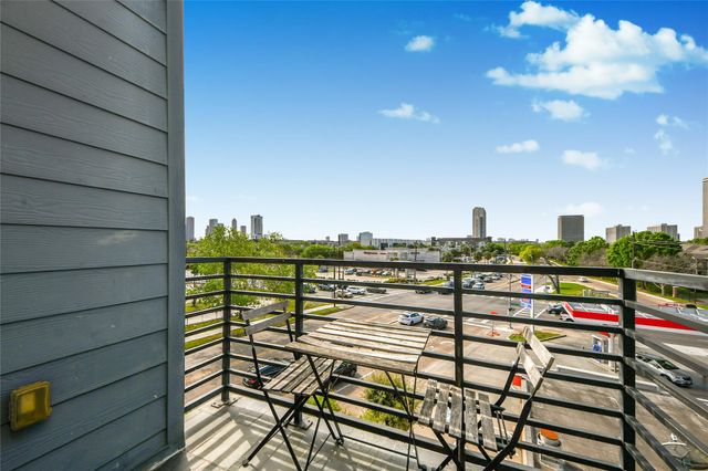 1011 Studemont Street 302, Houston, TX 77007