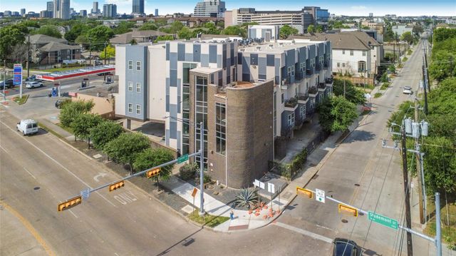 1011 Studemont Street 302, Houston, TX 77007