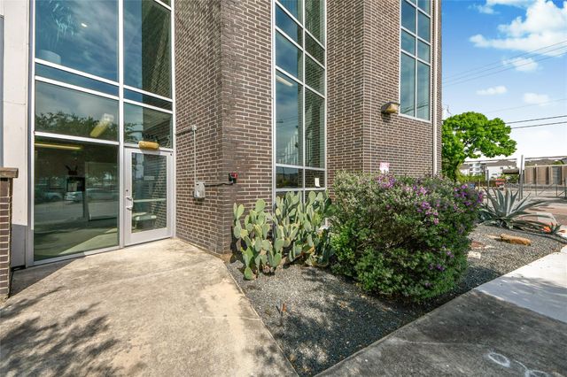 1011 Studemont Street 302, Houston, TX 77007