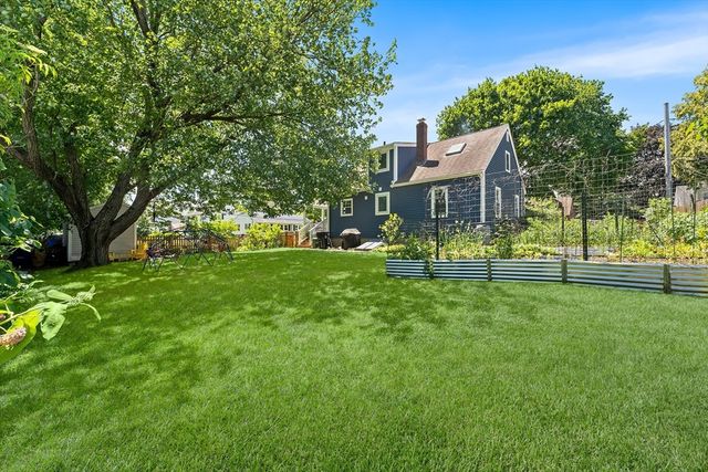 22 Yale Rd, Arlington, MA 02474