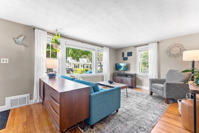 22 Yale Rd, Arlington, MA 02474