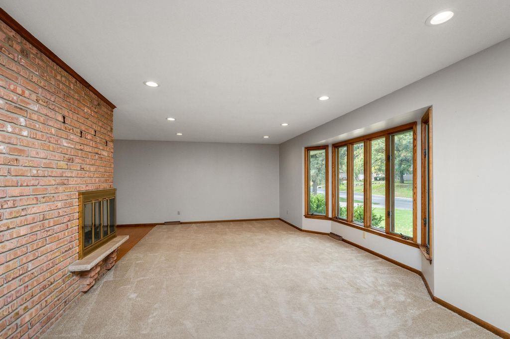 1800 Quebec Avenue N, Golden Valley, MN 55427 — photo 4