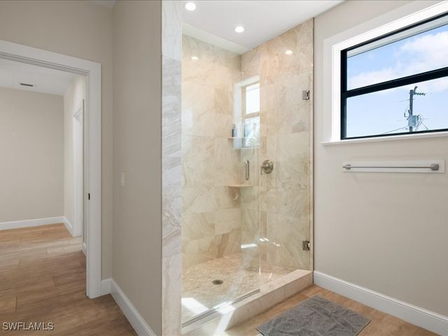 232 Harbor PL N, Goodland, FL 34140