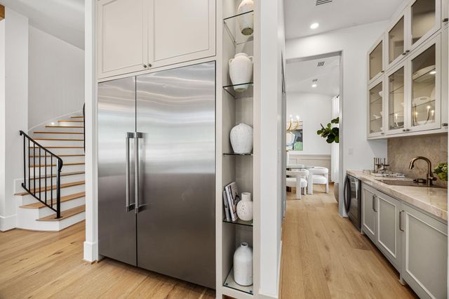 1032 W 41st Street, Houston, TX 77018