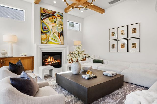 1032 W 41st Street, Houston, TX 77018