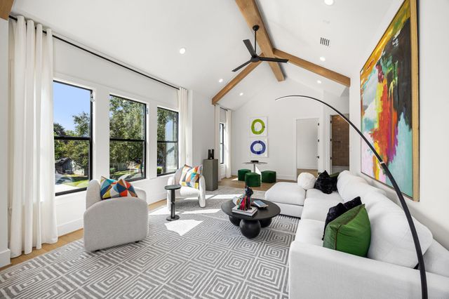 1032 W 41st Street, Houston, TX 77018