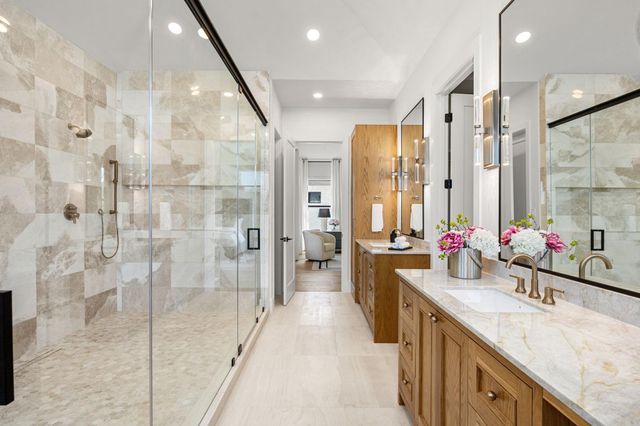 1032 W 41st Street, Houston, TX 77018