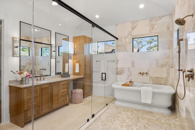 1032 W 41st Street, Houston, TX 77018