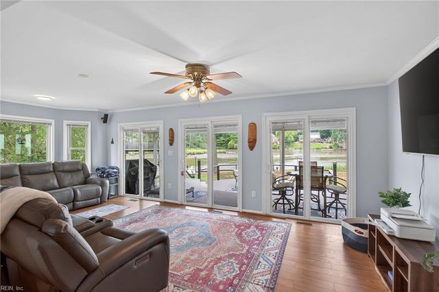 1 Laramie CT, Newport News, VA 23608
