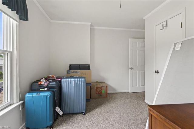 1 Laramie CT, Newport News, VA 23608
