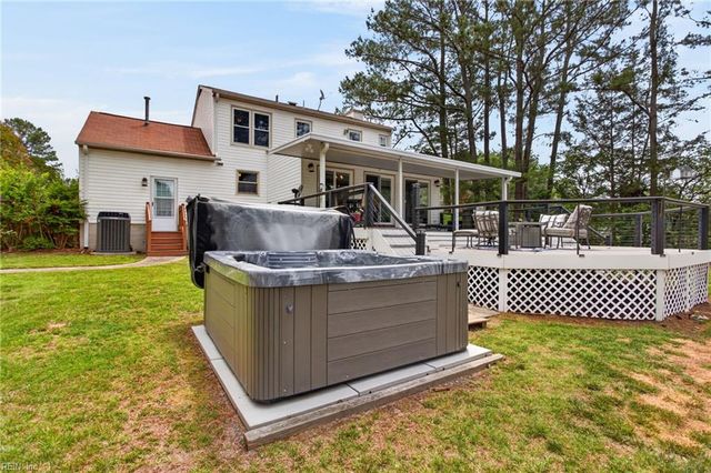 1 Laramie CT, Newport News, VA 23608