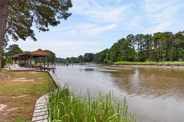 1 Laramie CT, Newport News, VA 23608