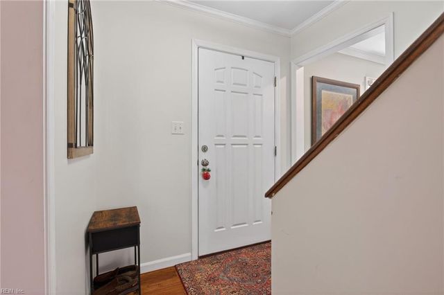 1 Laramie CT, Newport News, VA 23608
