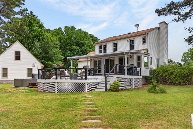 1 Laramie CT, Newport News, VA 23608