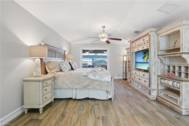 2827 SW 33rd ST, Cape Coral, FL 33914