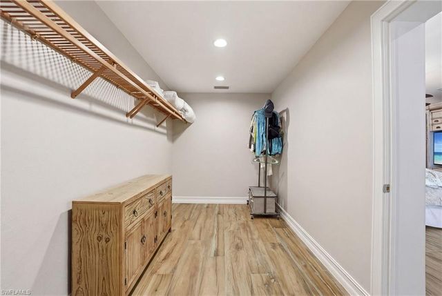 2827 SW 33rd ST, Cape Coral, FL 33914