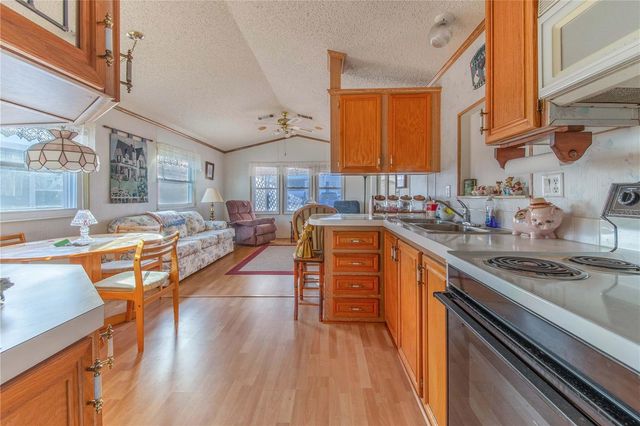 251 PATTERSON ROAD F22, Haines City, FL 33844