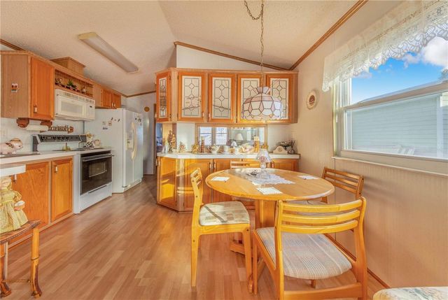 251 PATTERSON ROAD F22, Haines City, FL 33844