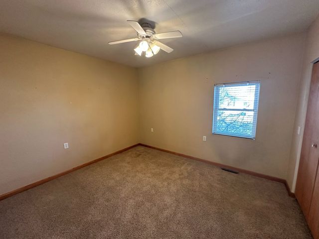 627 12th Street, Dewitt, IA 52472