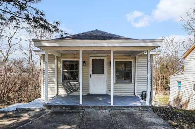 29 Veterans Drive, Highland Heights, KY 41076