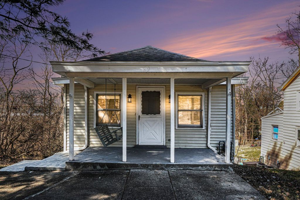 29 Veterans Drive, Highland Heights, KY 41076