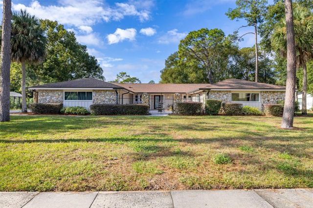 204 BLUE LAKE DRIVE, Longwood, FL 32779