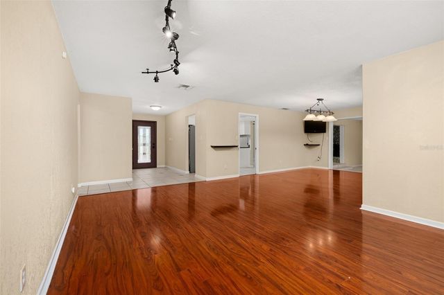 204 BLUE LAKE DRIVE, Longwood, FL 32779