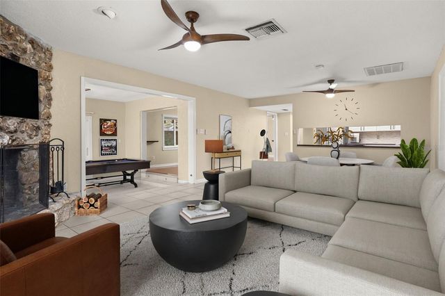 204 BLUE LAKE DRIVE, Longwood, FL 32779