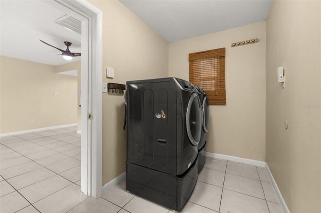 204 BLUE LAKE DRIVE, Longwood, FL 32779