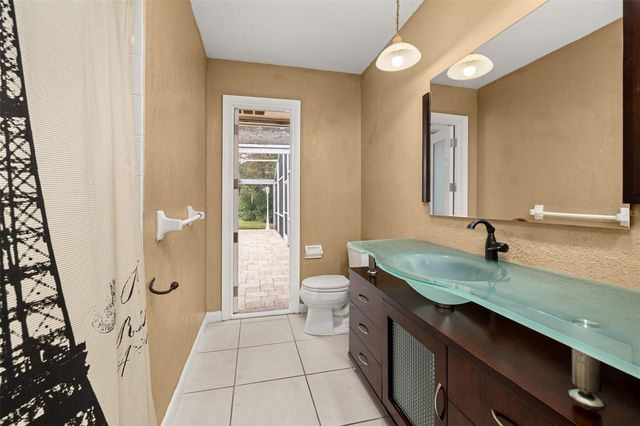 204 BLUE LAKE DRIVE, Longwood, FL 32779