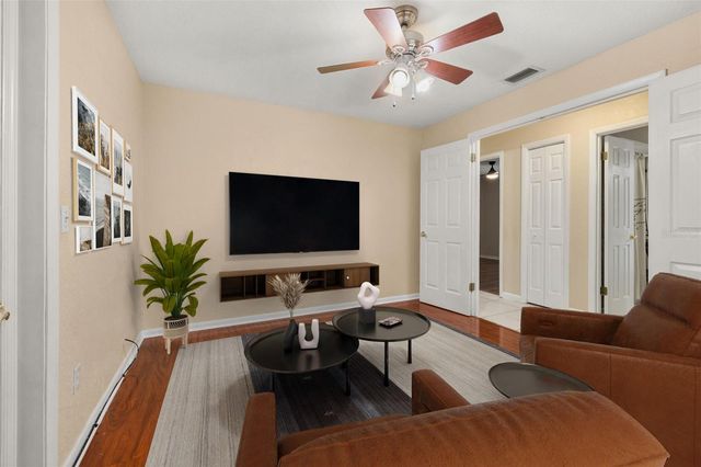 204 BLUE LAKE DRIVE, Longwood, FL 32779