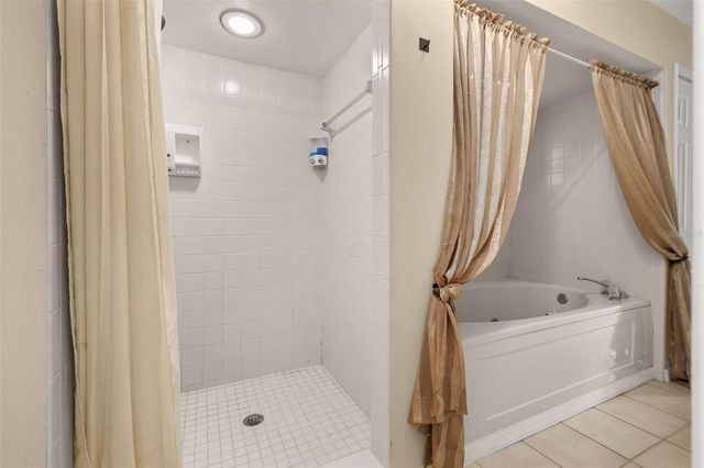 204 BLUE LAKE DRIVE, Longwood, FL 32779