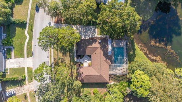 204 BLUE LAKE DRIVE, Longwood, FL 32779