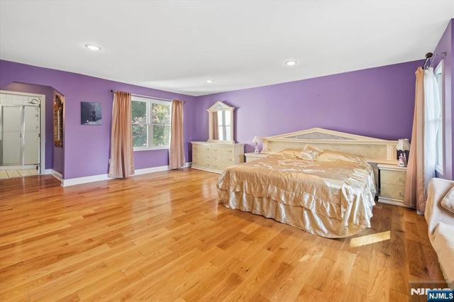 30 Beverly Road, Glen Rock, NJ 07452