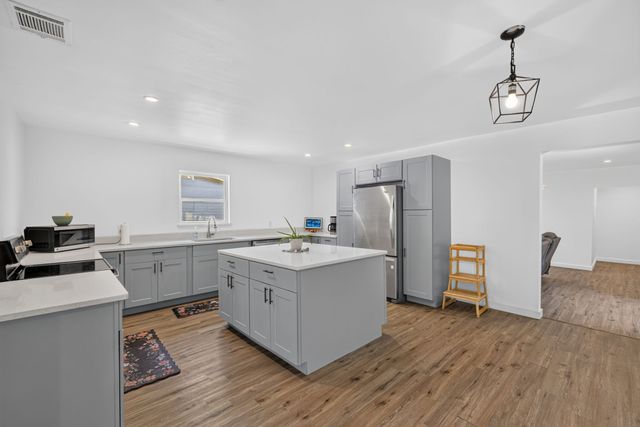2100 NW 4th Avenue, Mineral Wells, TX 76067