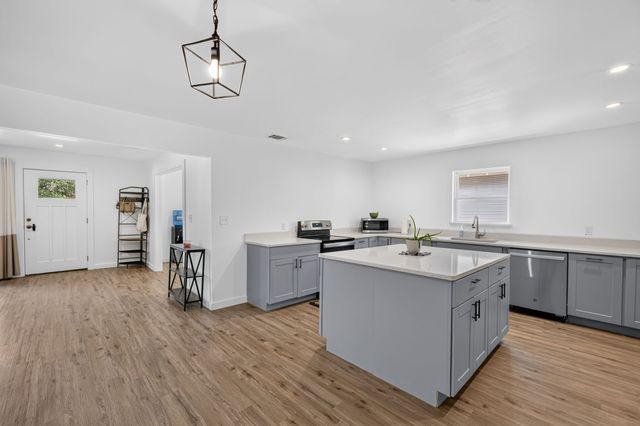 2100 NW 4th Avenue, Mineral Wells, TX 76067