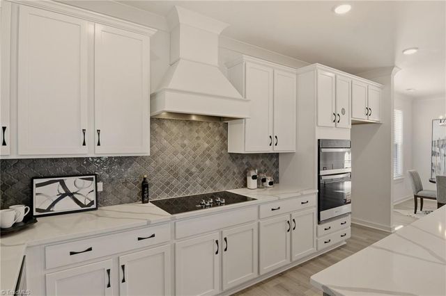 851 Gumtree Road 1029, Winston-salem, NC 27107