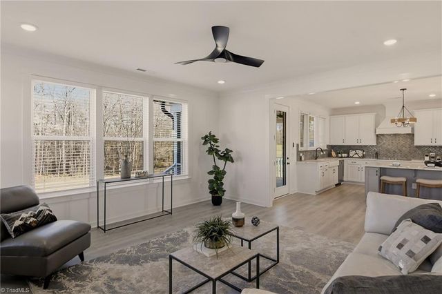 851 Gumtree Road 1029, Winston-salem, NC 27107