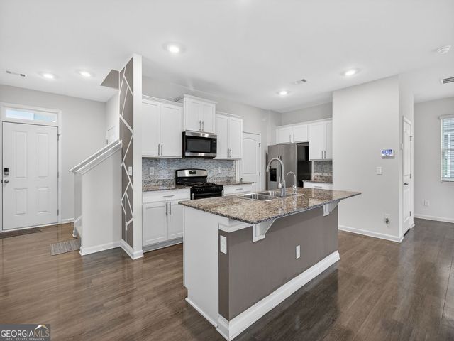 5372 Barberry Avenue, Oakwood, GA 30566