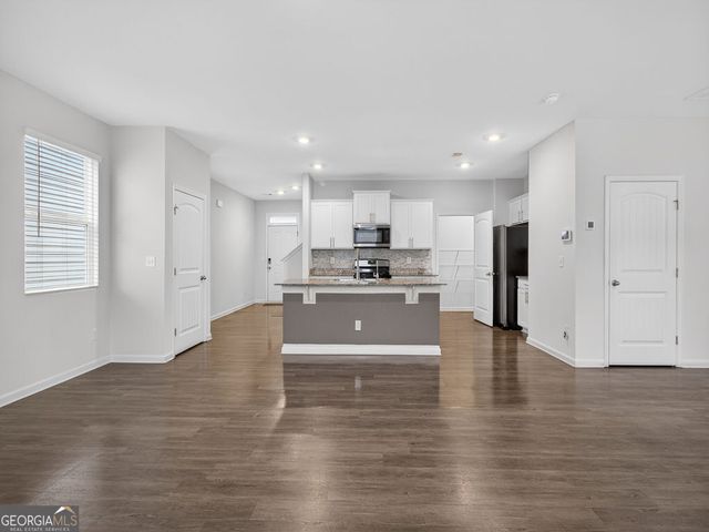 5372 Barberry Avenue, Oakwood, GA 30566