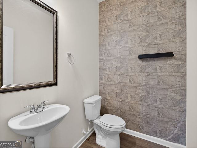 5372 Barberry Avenue, Oakwood, GA 30566