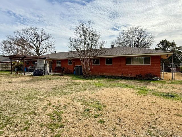 204 Mitchell Street, Hot Springs, AR 71913