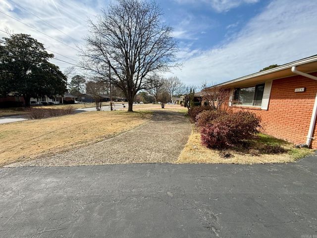 204 Mitchell Street, Hot Springs, AR 71913