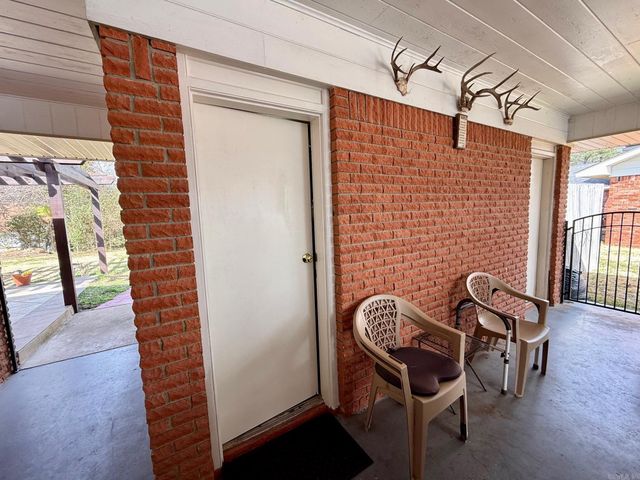 204 Mitchell Street, Hot Springs, AR 71913