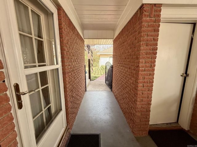 204 Mitchell Street, Hot Springs, AR 71913