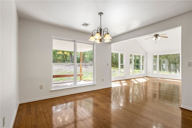 6 Laxton Lane, Bella Vista, AR 72714