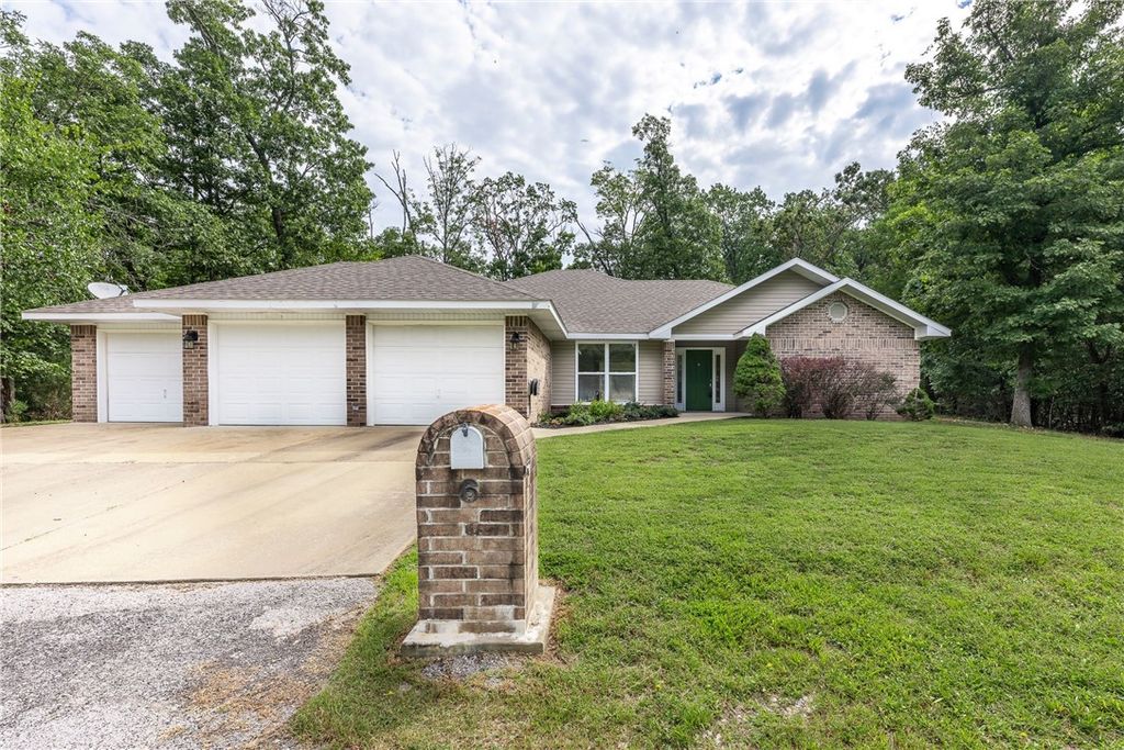 6 Laxton Lane, Bella Vista, AR 72714