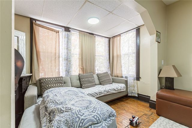 100-102 Parkway, Rochester, NY 14608