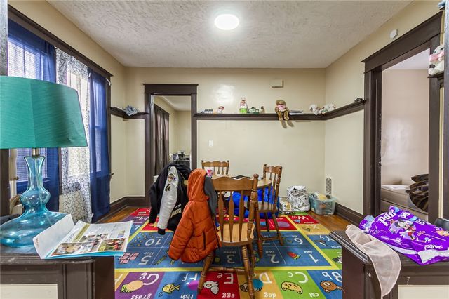 100-102 Parkway, Rochester, NY 14608